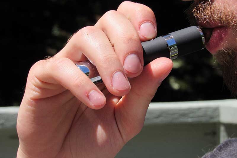 | rolling releaf Vapes