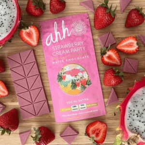 Strawberry Cream Party | White Chocolate Bar | 200mg CBG : 100mg THC Strain | ahh